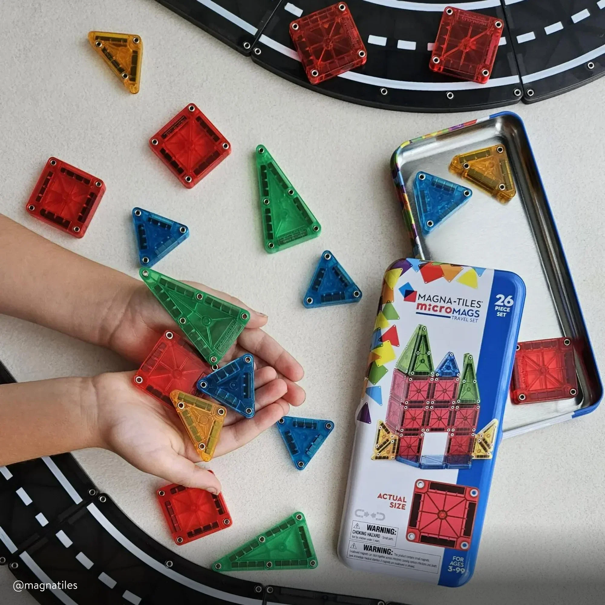 MAGNA-TILES microMAGS 26 Piece Travel Set: Bold Colors - Image 3
